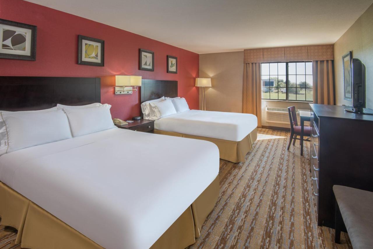 Holiday Inn Express Hotel & Suites Wauseon By Ihg Luaran gambar